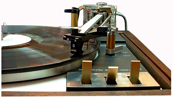 Garrard Zero 100 turntable